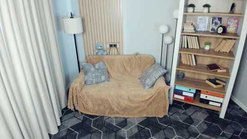 bunny_nova free recording from 2025-08-18 12:37:00