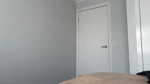 parisbabyxox free recording from 2025-08-18 01:53:00