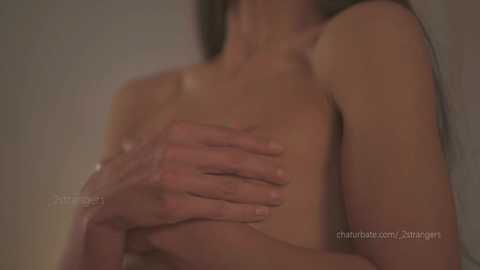 _2strangers free recording from 2025-08-19 05:21:00