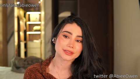 abie_owen free recording from 2025-08-19 00:51:00