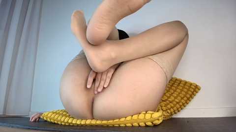 ji_yen free recording from 2025-08-19 03:28:00