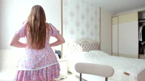 sunny_love__ free recording from 2025-08-19 14:14:00