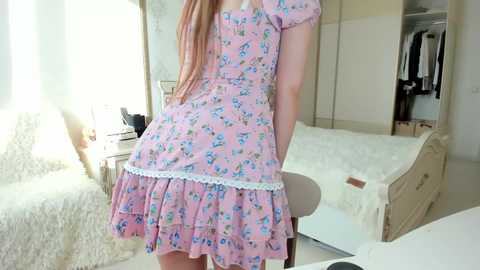 sunny_love__ free recording from 2025-08-19 15:09:00