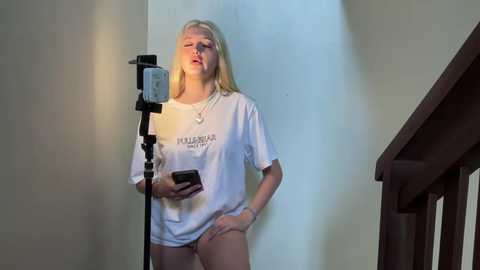 itslunaaaaa free recording from 2025-08-20 04:53:00