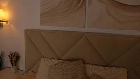 funny_to_see_you_here free recording from 2025-08-22 16:09:00