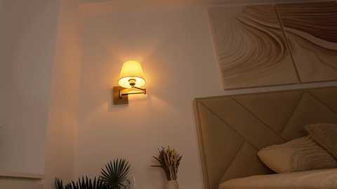 funny_to_see_you_here free recording from 2025-08-25 16:26:00