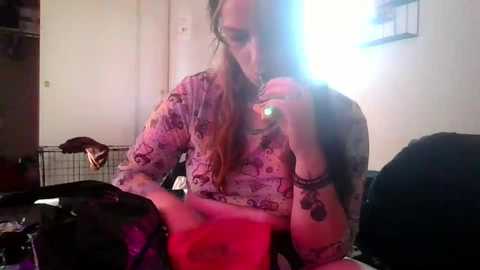 emerald_vixxen free recording from 2025-08-26 23:05:00