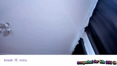 vivian_qwerty free recording from 2025-08-27 06:13:00