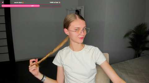 phoebepaw free recording from 2025-09-06 13:23:00