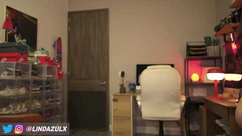 lindabluee free recording from 2025-09-13 14:38:00