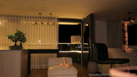 valeria_orozco free recording from 2025-09-13 04:57:00