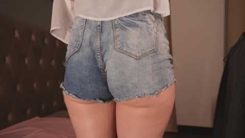 girl_i_am free recording from 2025-09-19 17:50:00