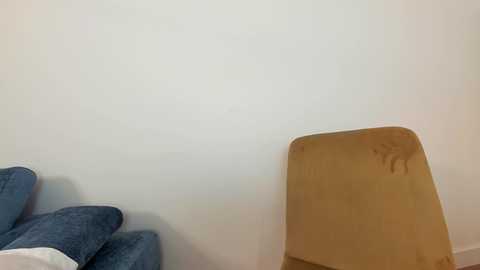 ehotlovea free recording from 2025-09-23 21:28:00