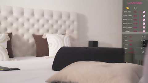 kissing33 free recording from 2025-09-23 01:01:00