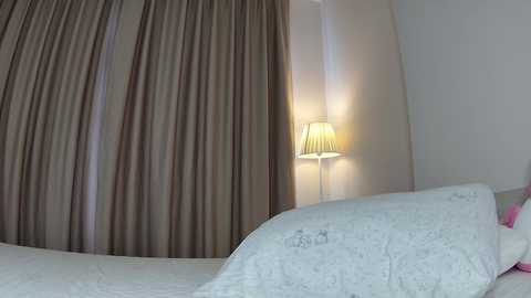 sweetie_natasha free recording from 2025-09-24 06:01:00