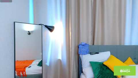 starlace_ free recording from 2025-09-25 07:44:00