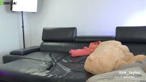 _taylormoon free recording from 2025-09-28 18:35:00