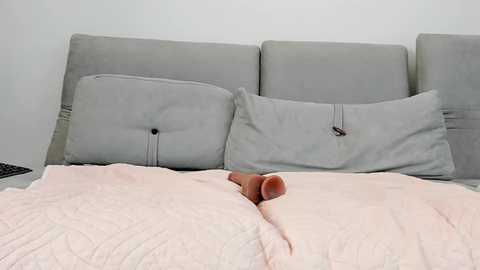 yesonee free recording from 