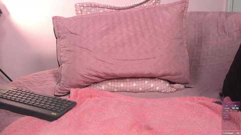 yahaira_26 free recording from 