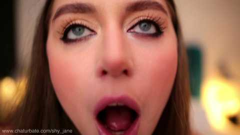 shy_jane free recording from 2025-10-04 02:20:00