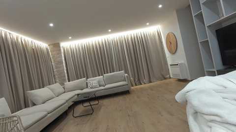 ehotlovea free recording from 2025-10-06 03:31:00