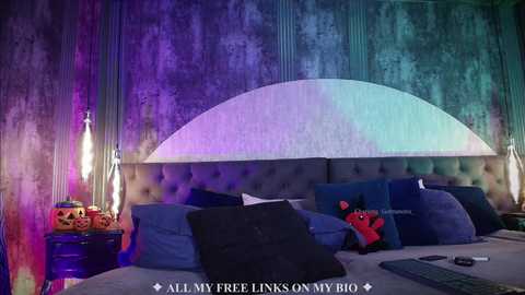 charlotte_germanotta_ free recording from 2025-10-07 21:15:00