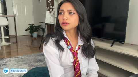 sweet_littleee free recording from 2025-10-07 20:01:00