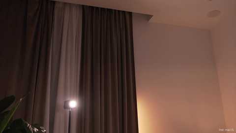 alissa_wxw free recording from 2025-10-08 17:51:00