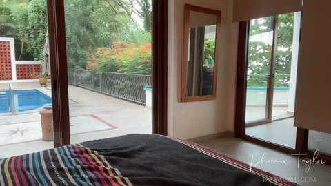 phoenix_taylor free recording from 2025-10-08 14:06:00