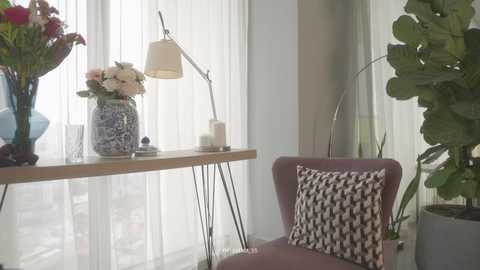 emma_lu1 free recording from 2025-10-09 18:34:00