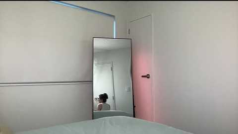 mollyy2006 free recording from 2025-10-09 05:49:00