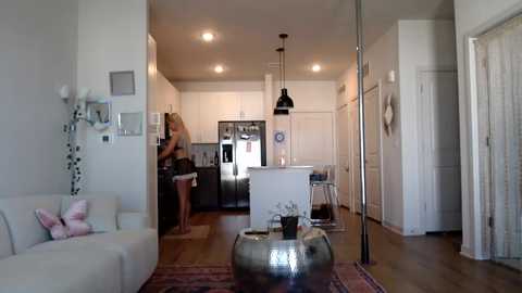 lilyyymonroee free recording from 2025-10-11 15:27:00