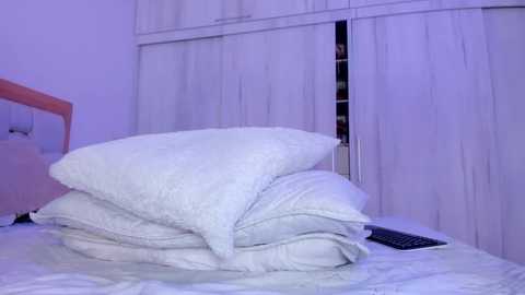 _natasha18_ free recording from 2025-10-13 15:59:00