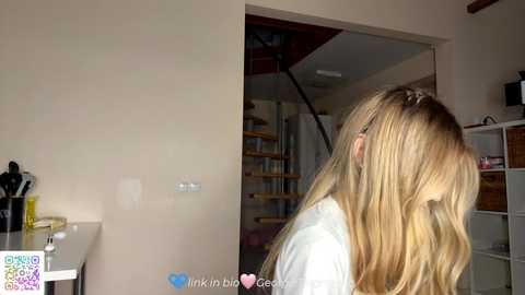 chloe_show free recording from 2025-10-13 14:52:00