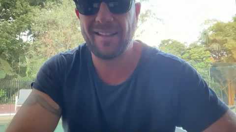 dartanian0001 free recording from 2025-10-14 07:05:00