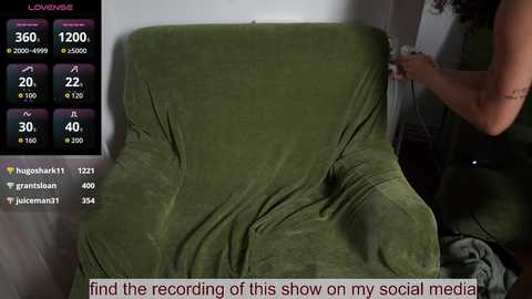 venus_in_jeans free recording from 2025-10-14 16:00:00