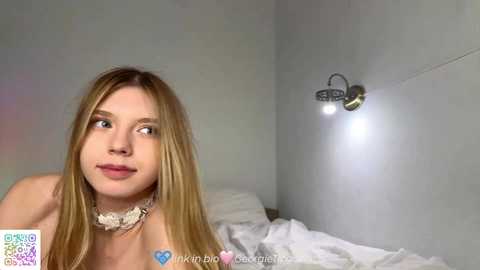 chloe_show free recording from 2025-10-16 15:58:00