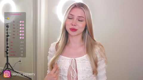 jenny_perry free recording from 2025-10-16 03:51:00