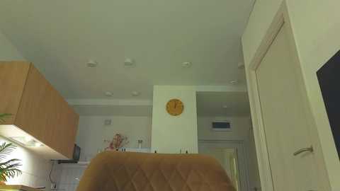 lili__roze_ free recording from 2025-10-16 10:35:00