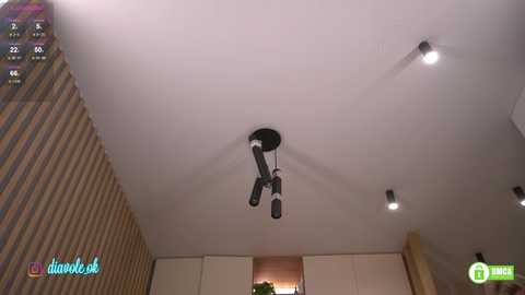 _kateline_ free recording from 2025-10-17 21:00:00