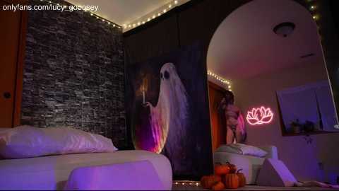 lucy_gooosey free recording from 2025-10-18 06:41:00