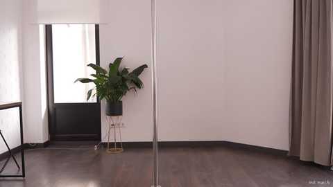 alissa_wxw free recording from 