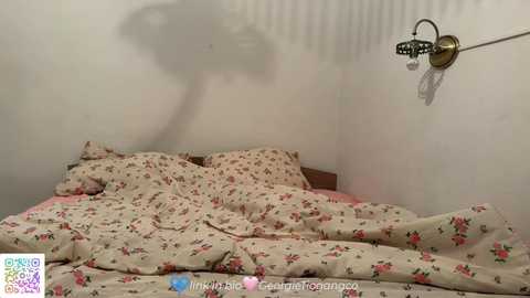 chloe_show free recording from 2025-10-22 15:53:00