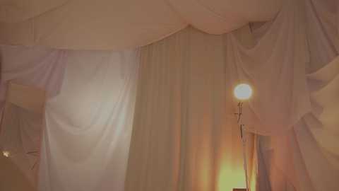 sunny_maria free recording from 2025-10-23 01:40:00