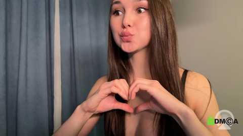 hollyextra free recording from 2025-10-24 19:18:00