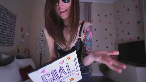 newchloe18 free recording from 2025-10-24 15:51:00