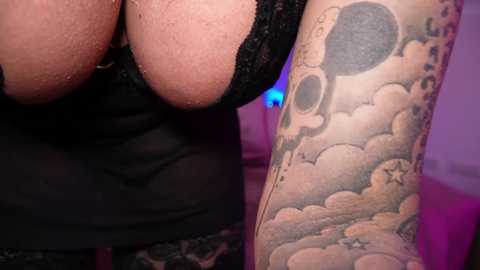 hotmilfbitch free recording from 2025-10-25 04:01:00