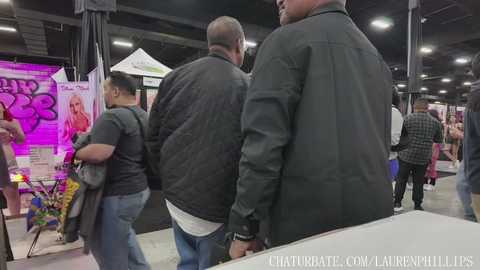 laurenphillips free recording from 2025-12-07 00:25:00