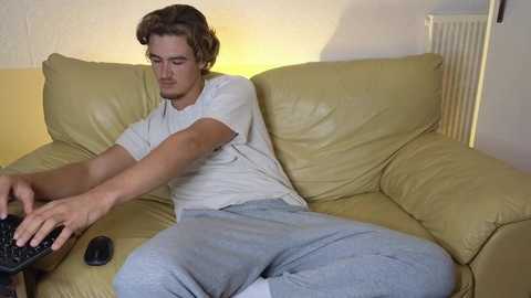 alex83530 free recording from 2025-10-26 16:37:00