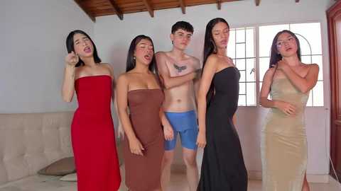 loving_ladies free recording from 